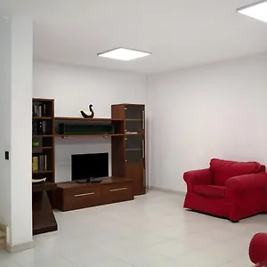 https://la-marina.puertodelcarmen-hotels.org